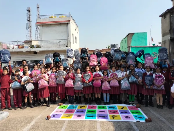 Arham Paathshala school bag distribution in Jharia